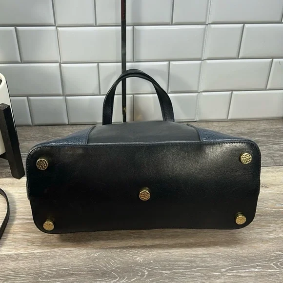 Marc Jacob’s Sutton Dome Leather Satchel - Picture 3 of 9